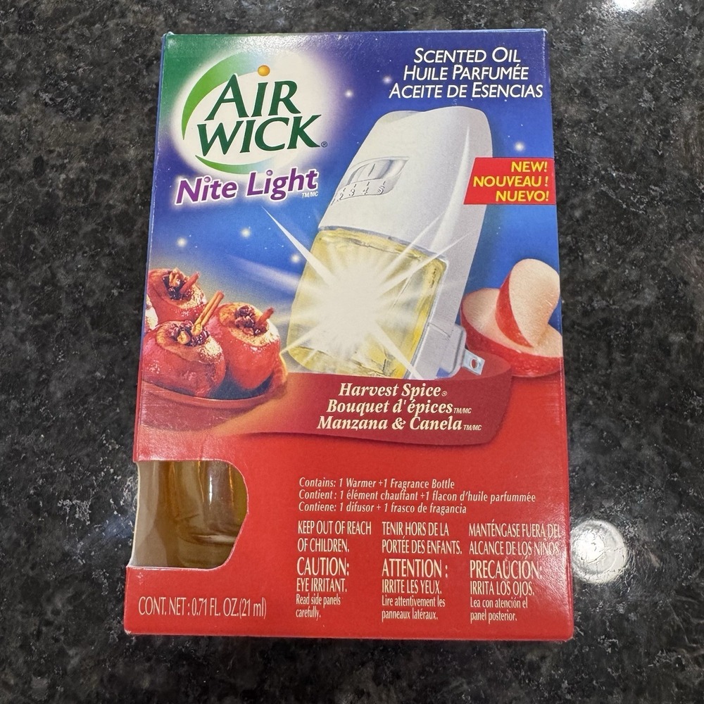 Air Wick Holiday Celebrations Scent Nite Light Scented Oil + Warmer NEW Sealed